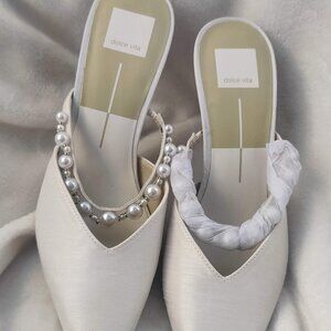 Dolce Vita Kanika Heel with Pearls - Size 9